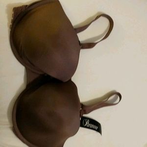 NWT 38G Bra